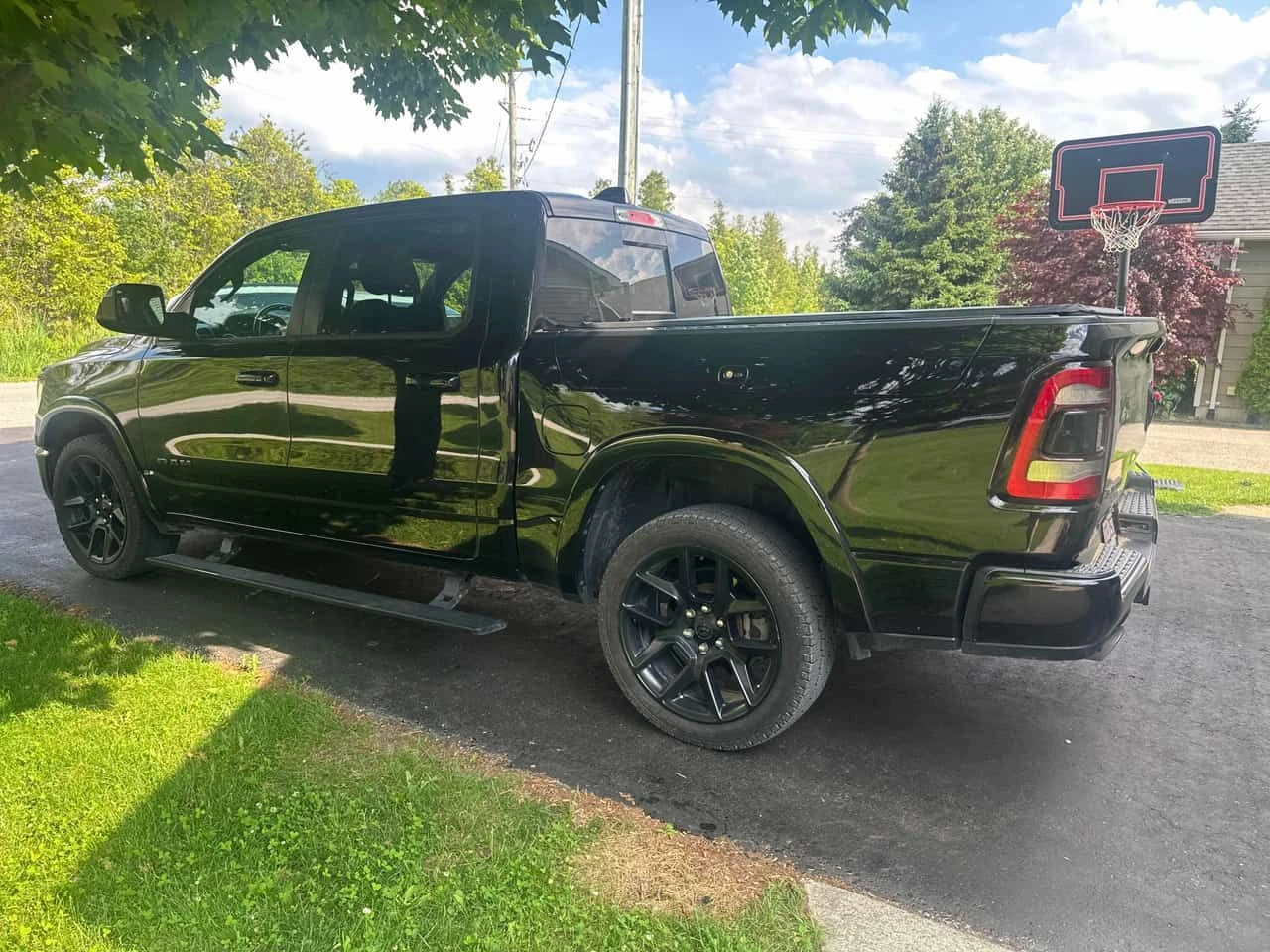 Dodge RAM 1500 * Laramie * CARFAX * ОПЦИЯ ЗА ФИНАНСИРАНЕ , снимка 2 - Автомобили и джипове - 55341967