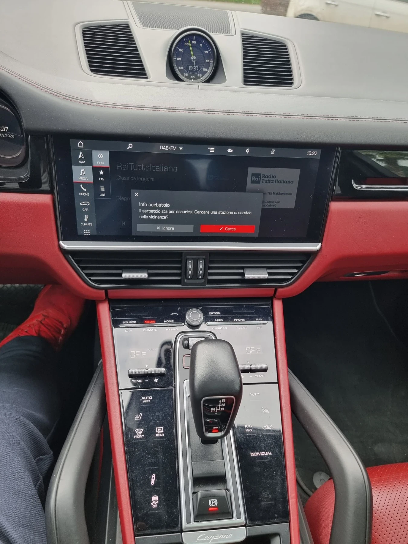 Porsche Cayenne Benzin plug-in hybrid , снимка 15 - Автомобили и джипове - 56713659