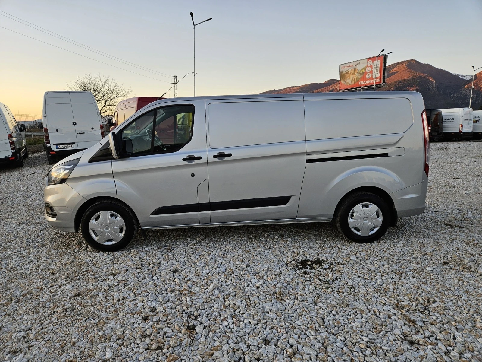 Ford Transit Custom - изображение 2