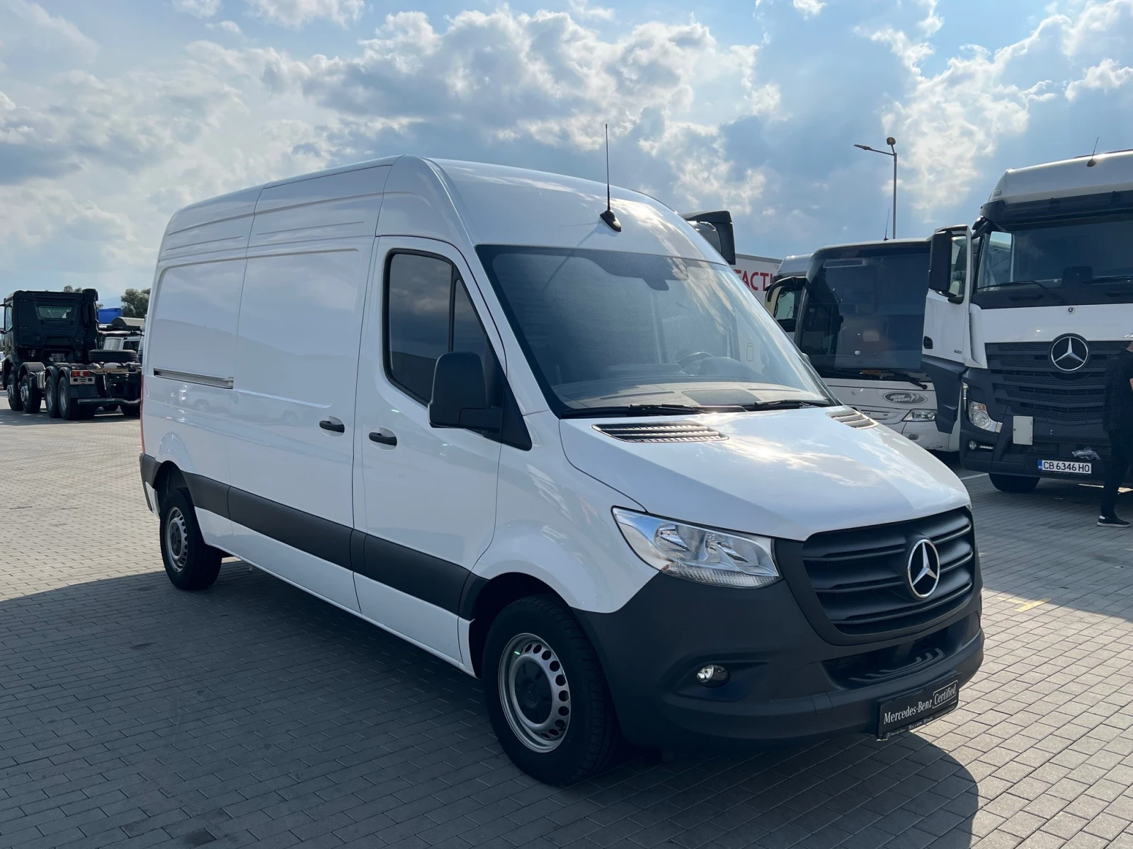 Mercedes-Benz Sprinter 215 KA - изображение 3