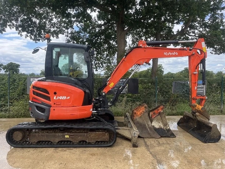 Багер Kubota U48-4, снимка 3 - Индустриална техника - 54530505