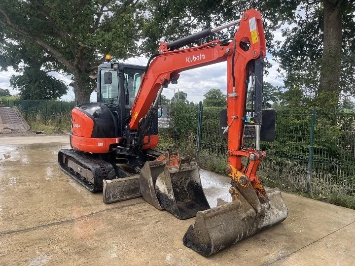 Багер Kubota U48-4, снимка 4 - Индустриална техника - 54530505