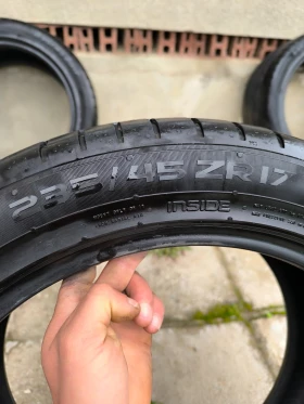 Гуми Летни 235/45R17, снимка 1 - Гуми и джанти - 49522779