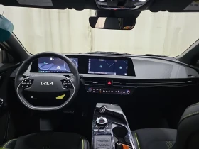 Kia EV6 * GT* CARFAX *    | Mobile.bg    8