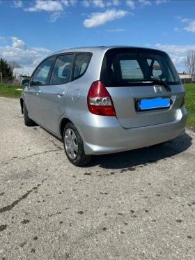 Honda Jazz - 3980 € / 7784.20 лв. - 75395165 3