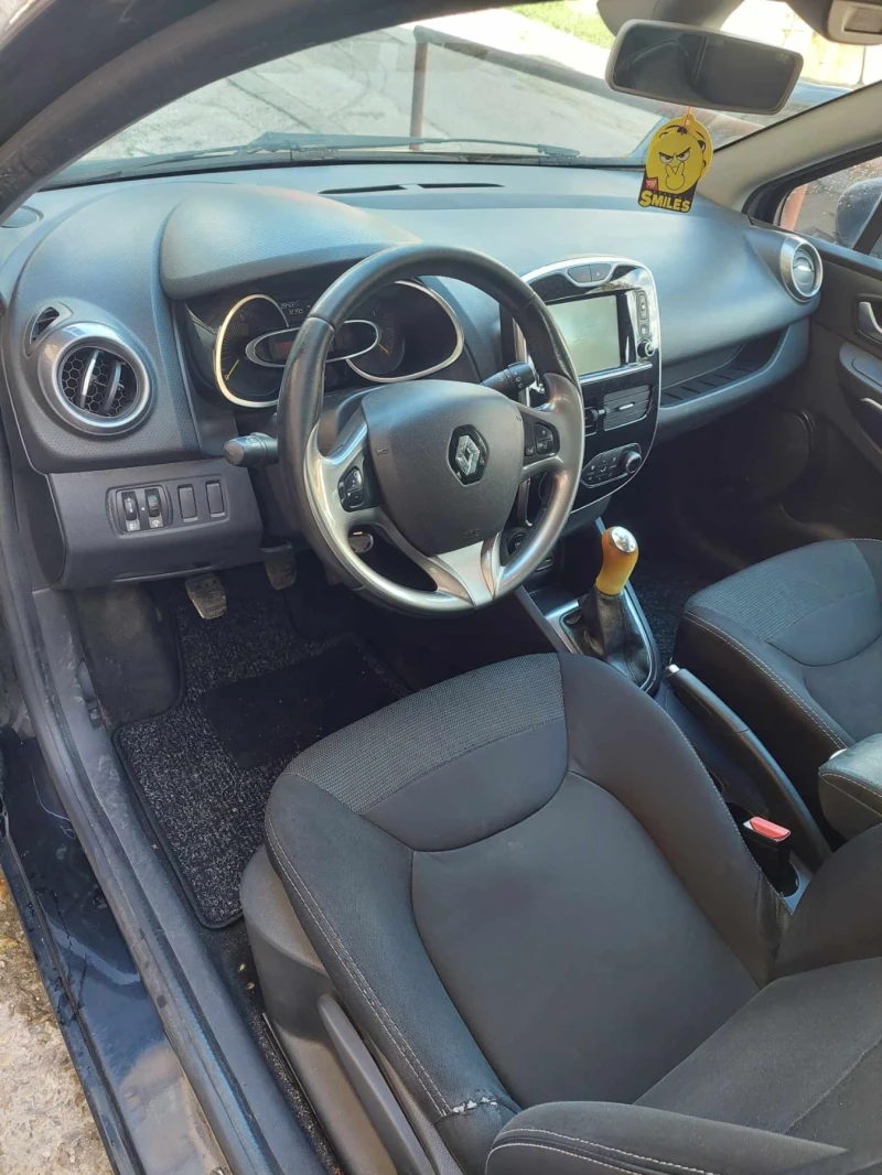 Renault Clio, снимка 9 - Автомобили и джипове - 47373823