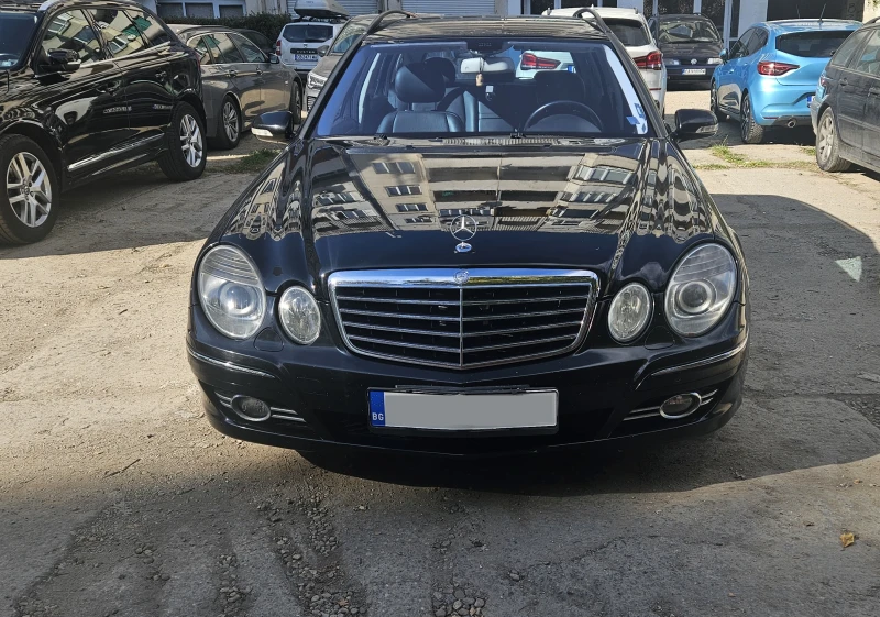 Mercedes-Benz E 220 S211, снимка 2 - Автомобили и джипове - 47735986