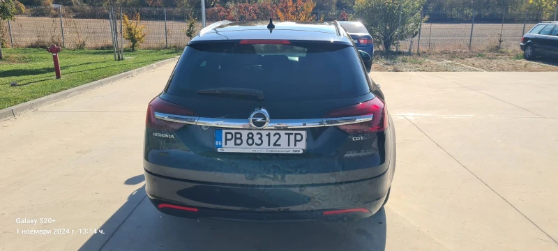 Opel Insignia, снимка 2 - Автомобили и джипове - 48105763