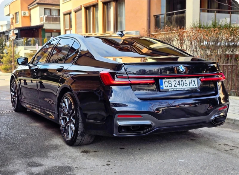 BMW 750 M-sport, снимка 5 - Автомобили и джипове - 49292213