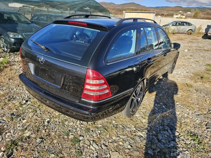 Mercedes-Benz C 200, снимка 4 - Автомобили и джипове - 49504214