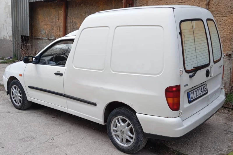 VW Caddy, снимка 3 - Автомобили и джипове - 49575463