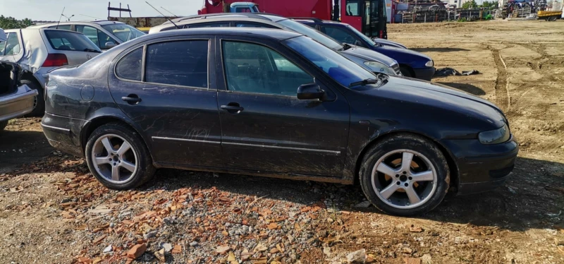 Seat Toledo 1.9, снимка 2 - Автомобили и джипове - 50466593