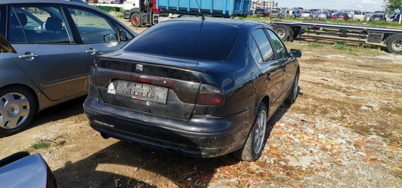 Seat Toledo 1.9, снимка 4 - Автомобили и джипове - 50466593