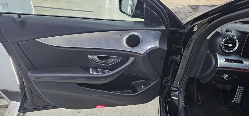 Mercedes-Benz E 220 ALLTRREAIN 220 4 MATIC 9G 360 MULTIBEAM , снимка 10 - Автомобили и джипове - 52225178