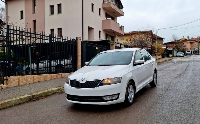 Skoda Rapid Седан 2016г. EURO6 1.6tdi 115кс , снимка 10 - Автомобили и джипове - 53037896