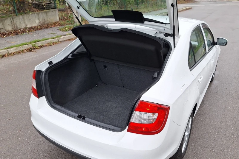 Skoda Rapid Седан 2016г. EURO6 1.6tdi 115кс , снимка 7 - Автомобили и джипове - 53037896