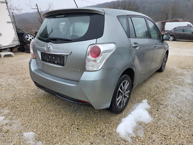 Toyota Verso 1.8 147k.c Sol Facelift Швейцария, снимка 4 - Автомобили и джипове - 53122217