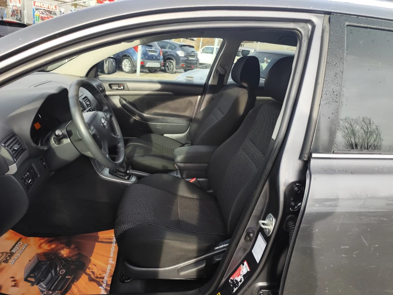 Toyota Avensis 2.2D-4D* Klimatronik* , снимка 7 - Автомобили и джипове - 53232235