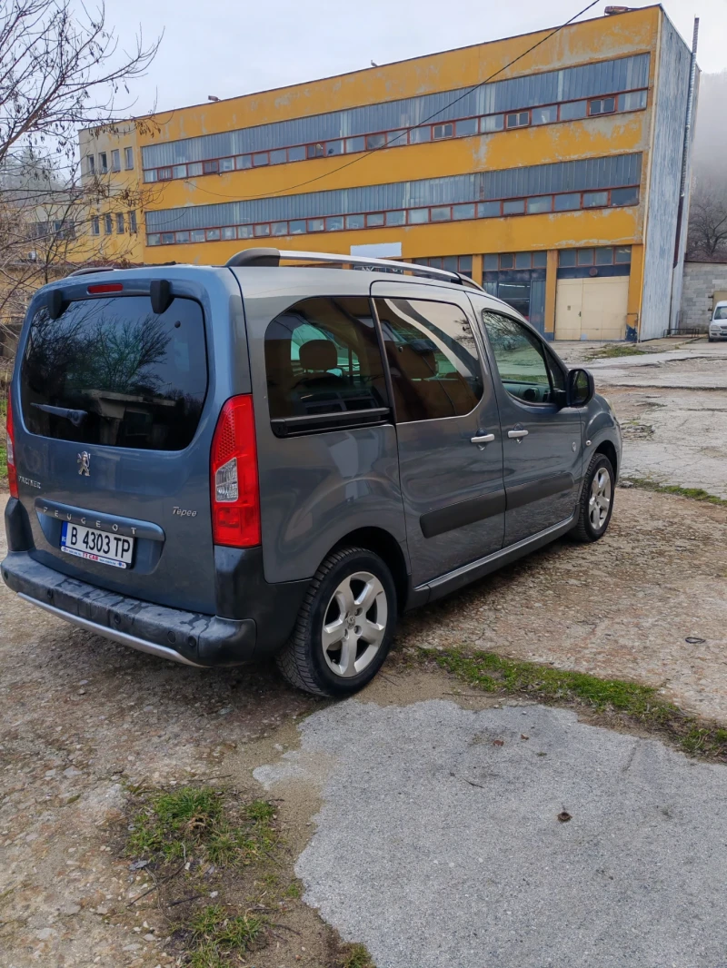 Peugeot Partner 1.6 HDI 109к.с., снимка 4 - Автомобили и джипове - 53404371