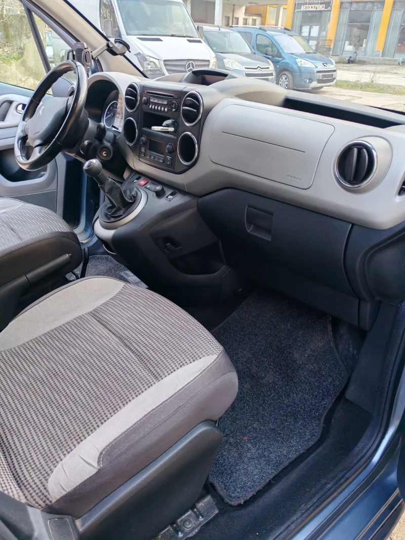 Peugeot Partner 1.6 HDI 109к.с., снимка 7 - Автомобили и джипове - 53404371