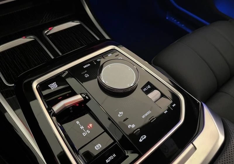 BMW 750 е Plug-in Hybrid xDrive - изображение 10