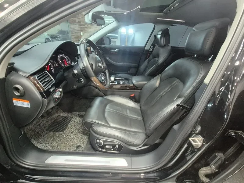 Audi A8 3.0 TDI Quattro - САМО 30% АВАНС, снимка 10 - Автомобили и джипове - 55707667