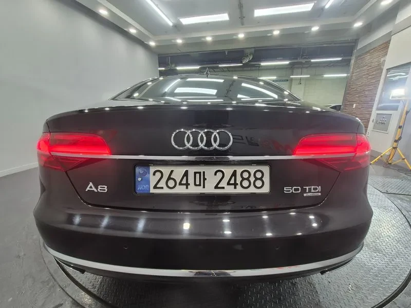 Audi A8 3.0 TDI Quattro - САМО 30% АВАНС, снимка 3 - Автомобили и джипове - 55707667