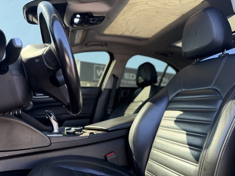Alfa Romeo Giulia TI SPORT 4X4 * КРАЙНА ЦЕНА* FULL MAX, снимка 7 - Автомобили и джипове - 56129420