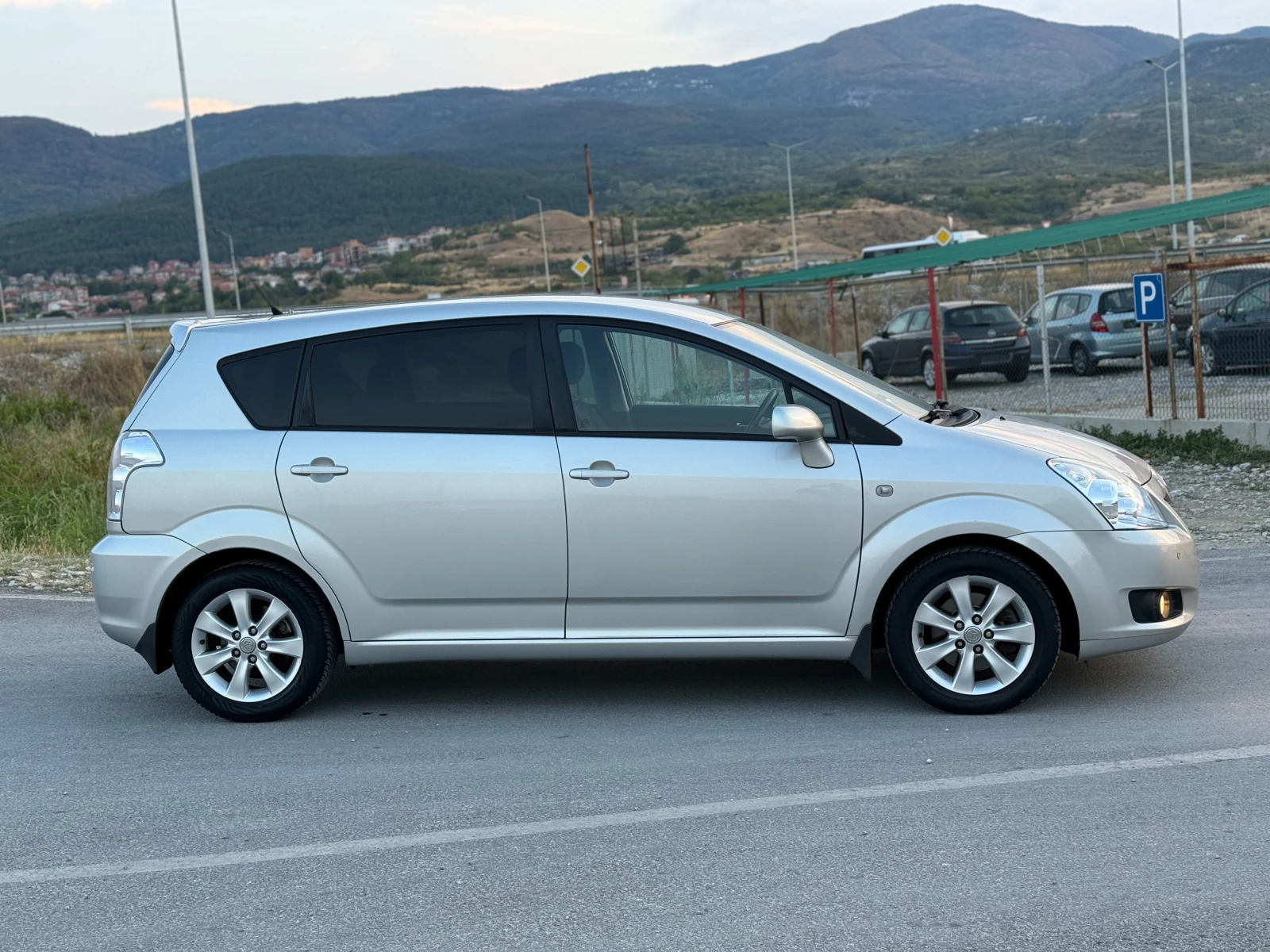 Toyota Corolla verso 1.8i VVTi :: FACELIFT - изображение 4