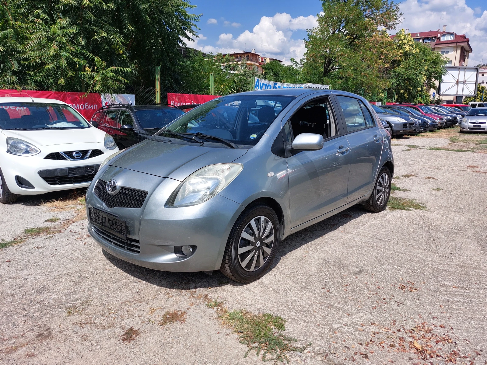 Toyota Yaris 1.0VVTI* GPL* Key-lets-Go.*  36м. х 223лв. - изображение 2