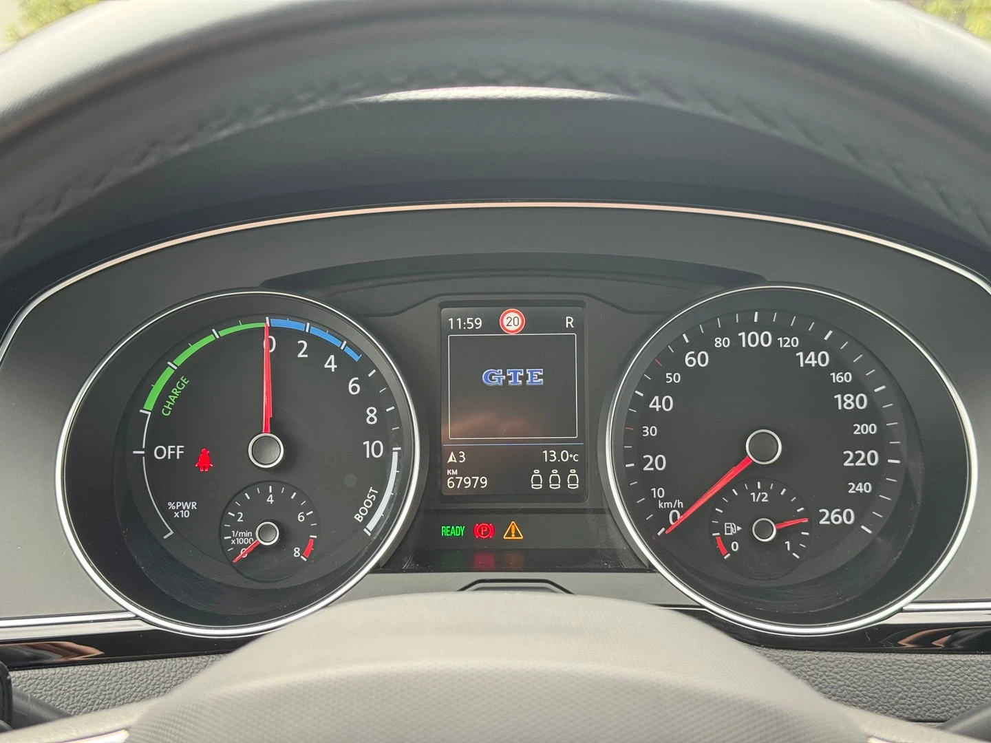 VW Passat VW Passat Var GTE Plug-In-Hybrid 1.4 TSI - изображение 10
