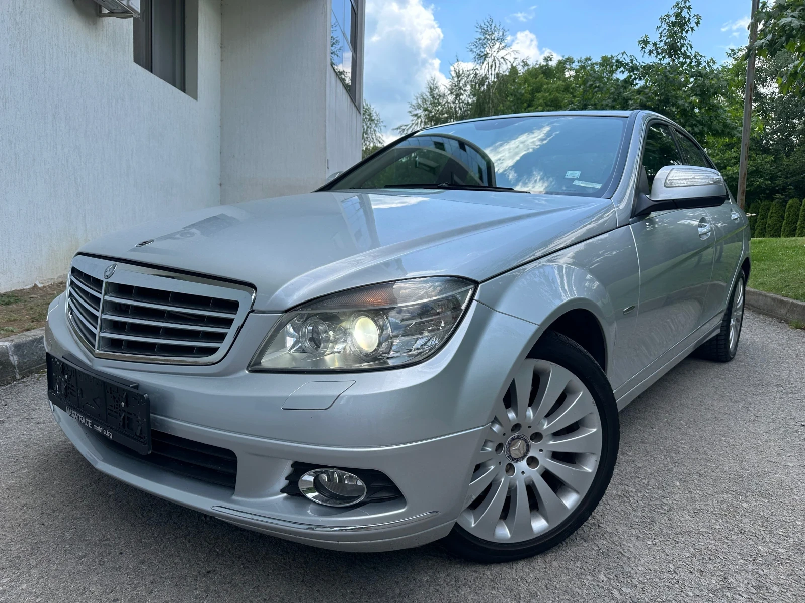 Mercedes-Benz C 320 АВТОМАТИК / РЕГИСТРИРАН - изображение 3