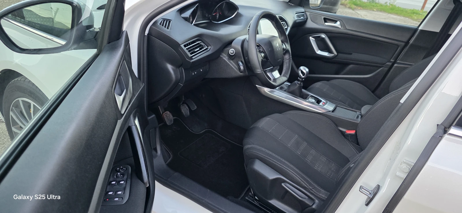 Peugeot 308 1.6 $ BlueHDI $ LED $ Navi $ | Mobile.bg — изображение 10