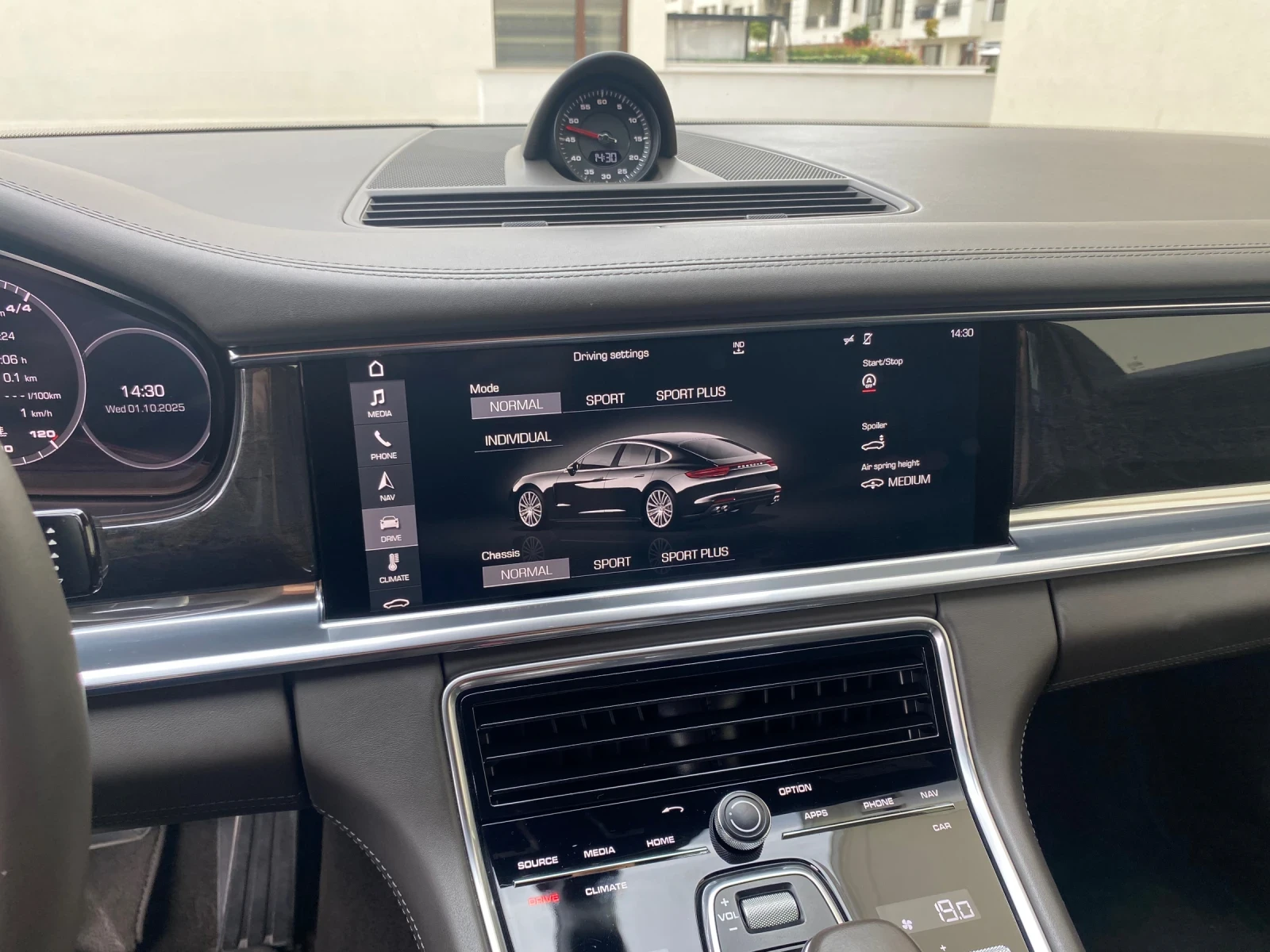 Porsche Panamera 4S Chronograph  - изображение 4