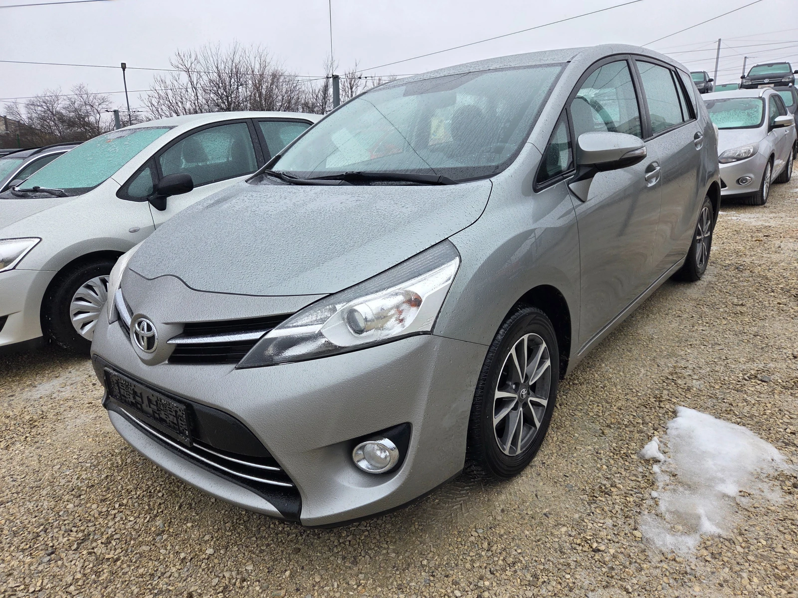 Toyota Verso 1.8 147k.c Sol Facelift Швейцария - изображение 3