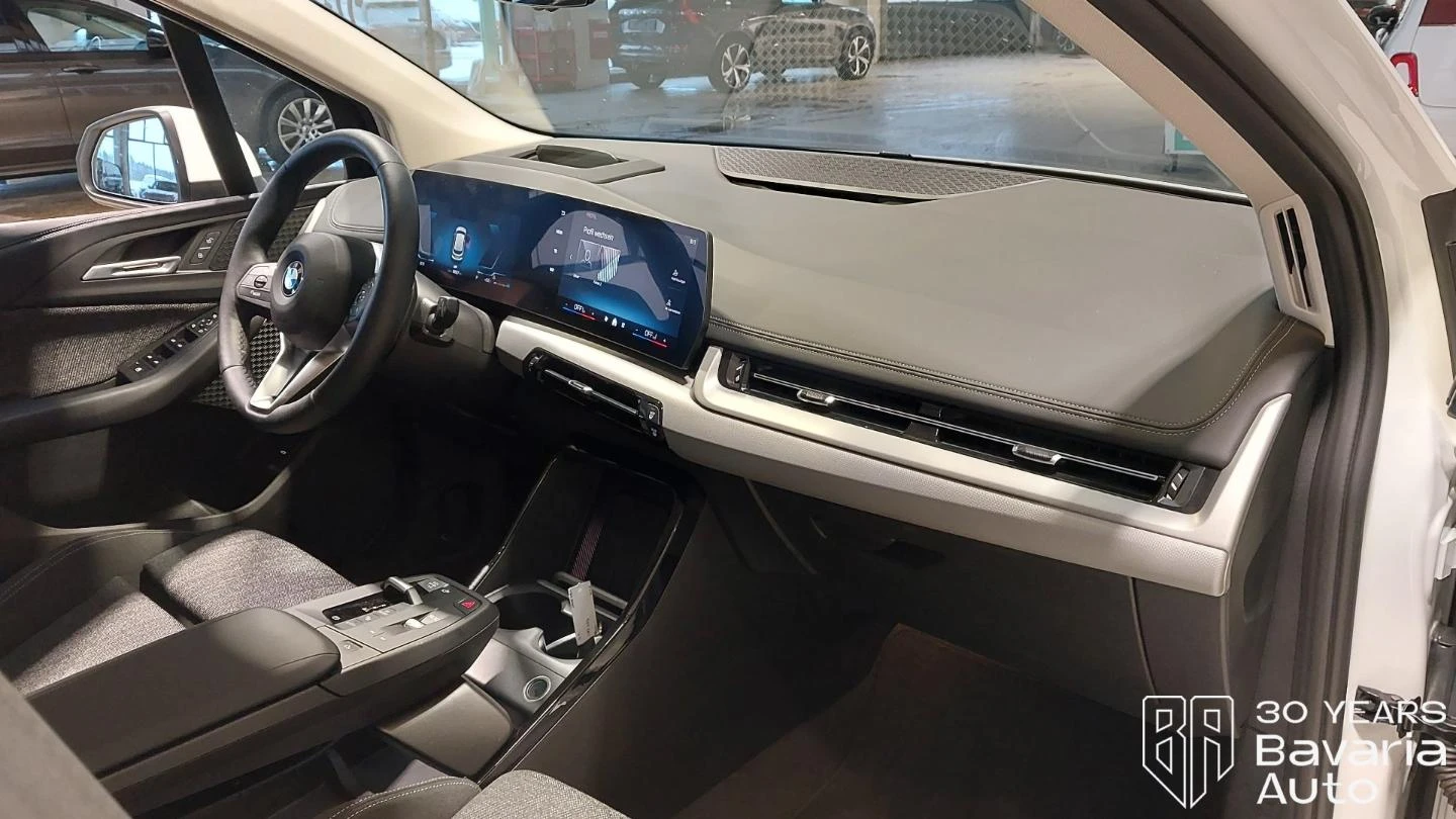 BMW 220 i Active Tourer M Sport Paket Steptronic | Mobile.bg � ����������� 7