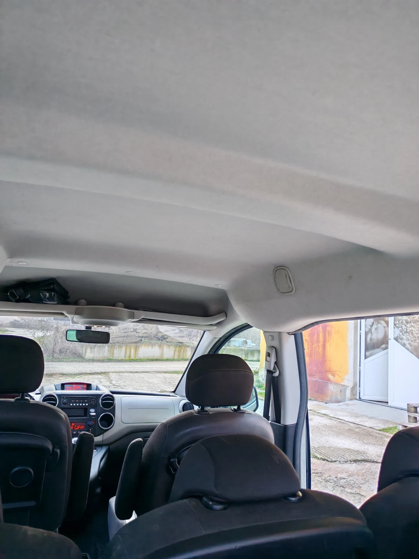 Peugeot Partner 1.6 HDI 109�.�. | Mobile.bg � ����������� 12