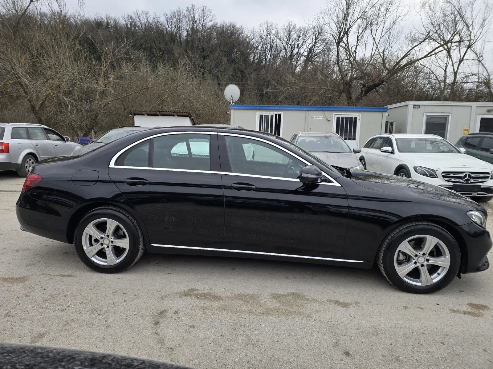 Mercedes-Benz E 220 D 194к.с Business Sport, снимка 8 - Автомобили и джипове - 53912471