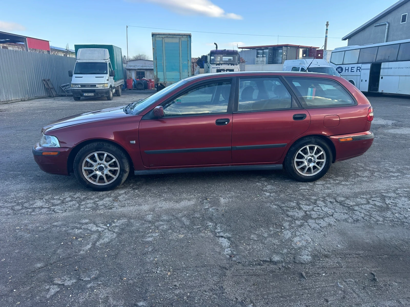 Volvo V40 | Mobile.bg � ����������� 4