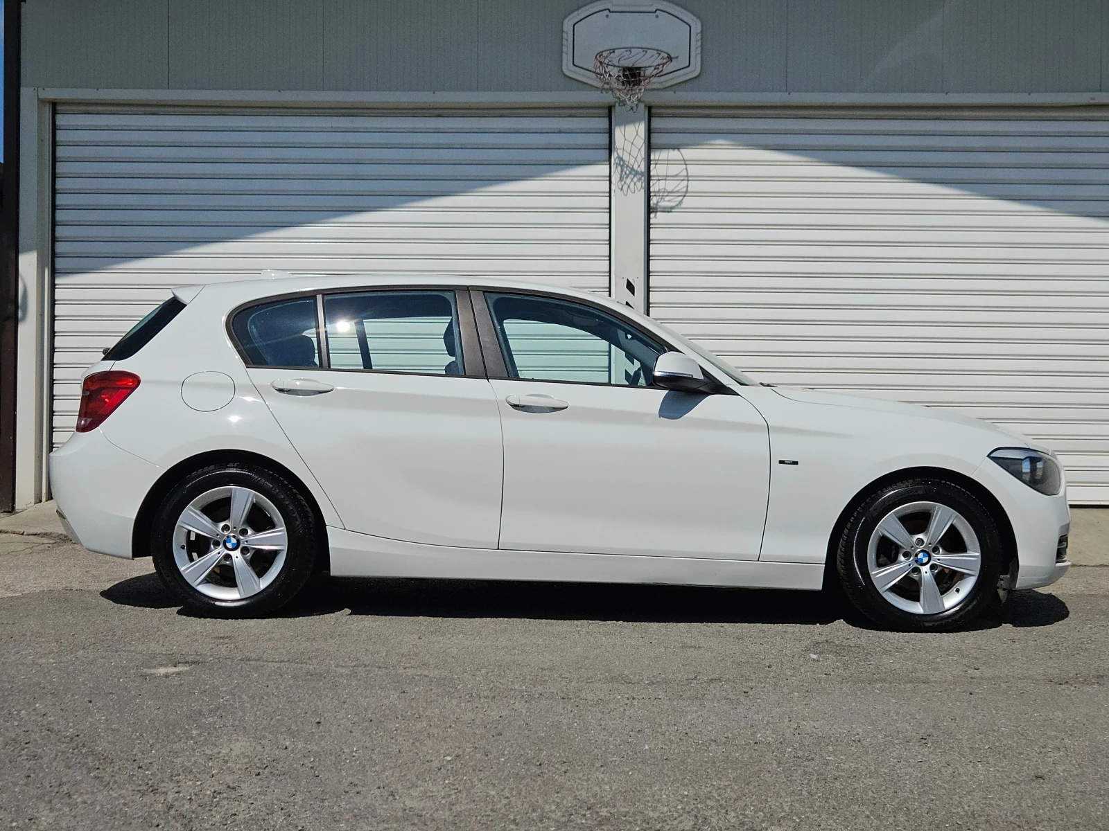 BMW 116 D/F20/SPORT/131000км/6ск/БЛУТУТ/EURO 5B/ТОП, снимка 2 - Автомобили и джипове - 54789389