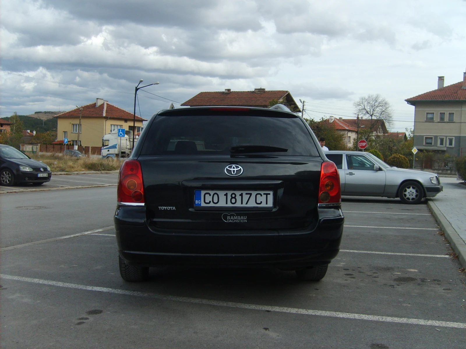Toyota Avensis 2.O D4D, снимка 5 - Автомобили и джипове - 54797309