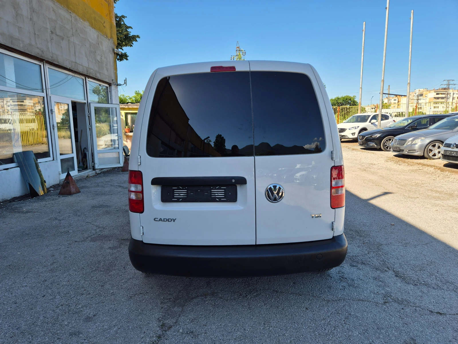 VW Caddy 1.2 TURBO GAS ITALY NAVI, снимка 5 - Автомобили и джипове - 54904253