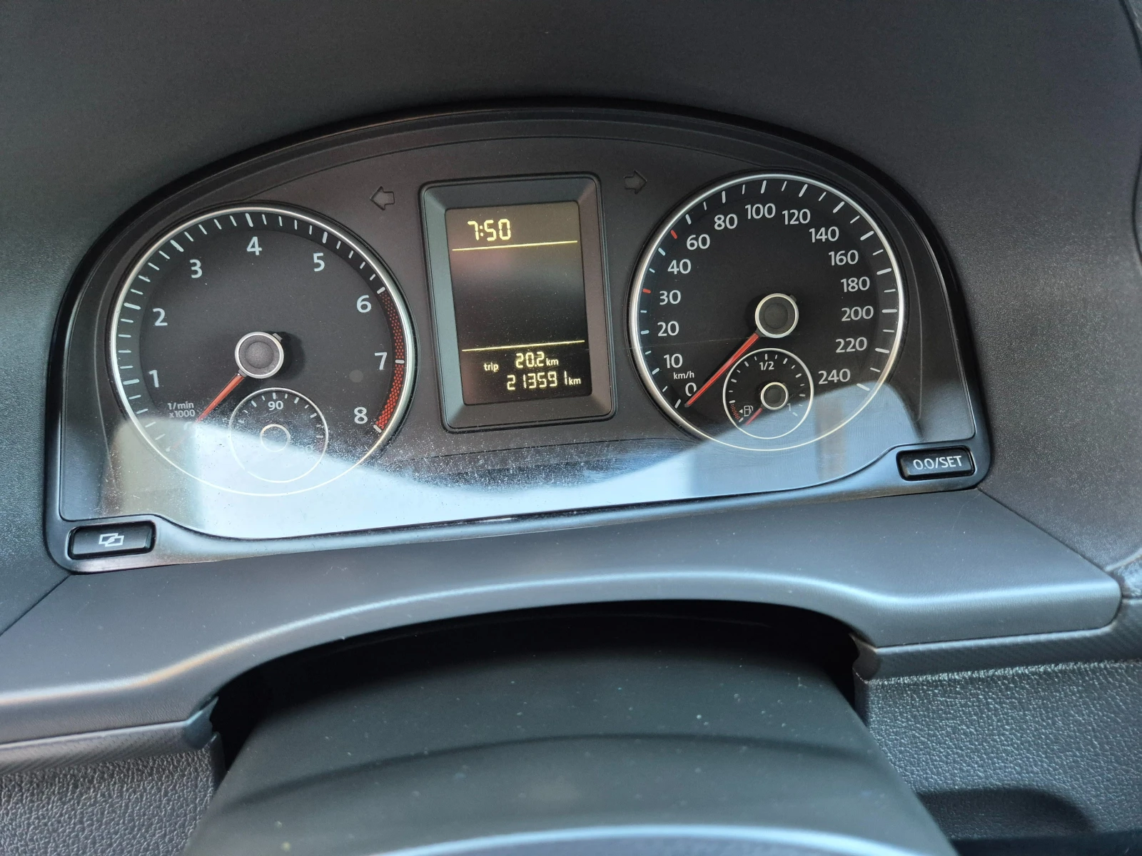 VW Caddy 1.2 TURBO GAS ITALY NAVI, снимка 12 - Автомобили и джипове - 54904253