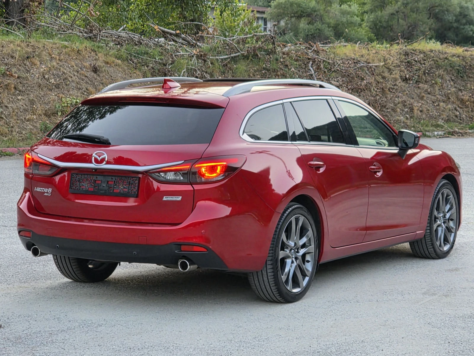 Mazda 6 Facelift///Distronic///Full///Awd, снимка 8 - Автомобили и джипове - 55523258