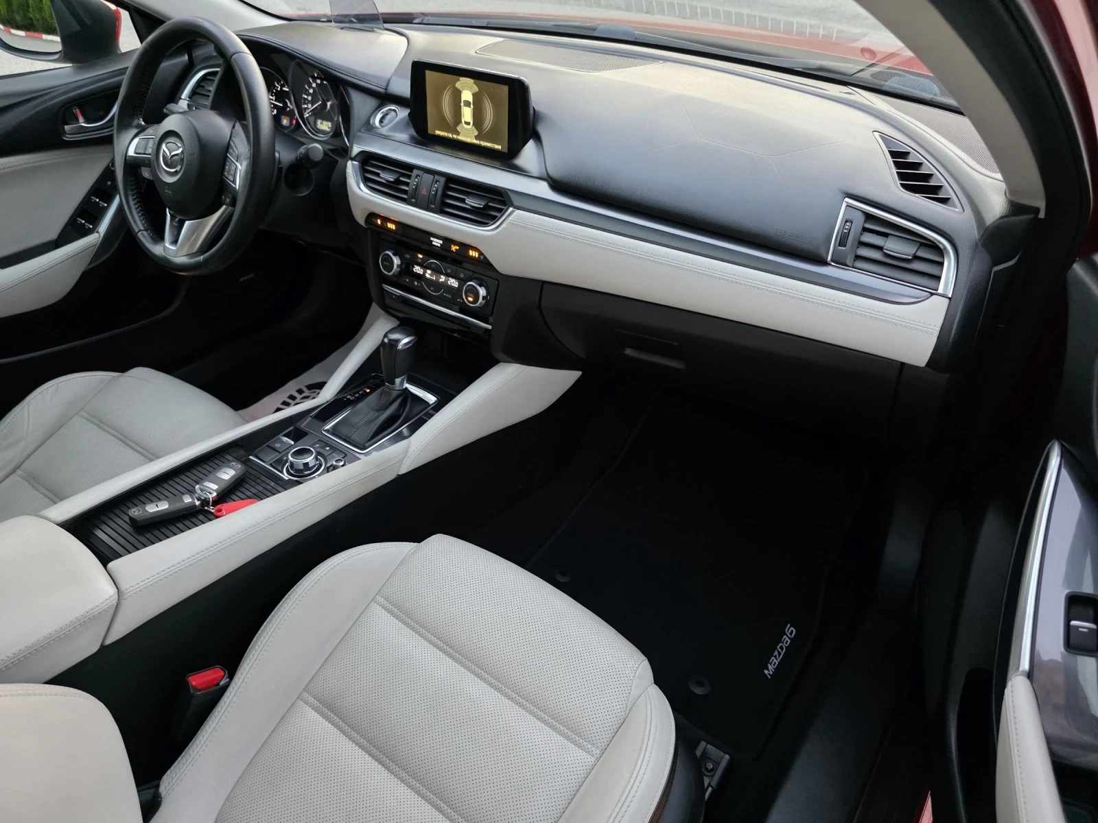 Mazda 6 Facelift///Distronic///Full///Awd, снимка 11 - Автомобили и джипове - 55523258