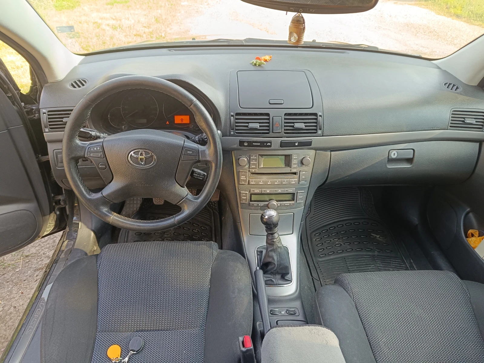 Toyota Avensis Т25, снимка 6 - Автомобили и джипове - 55589006