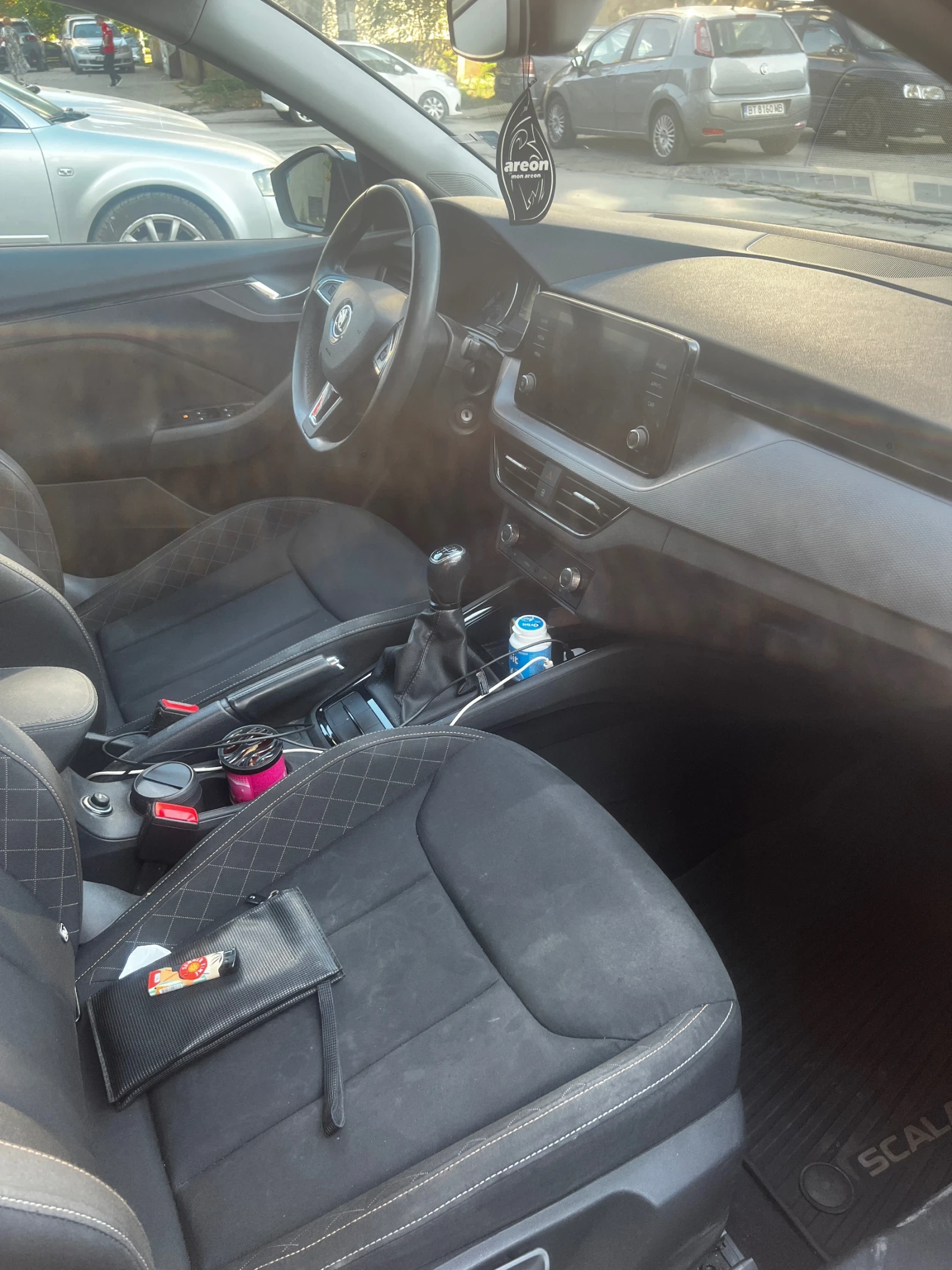 Skoda Scala, снимка 3 - Автомобили и джипове - 56041396