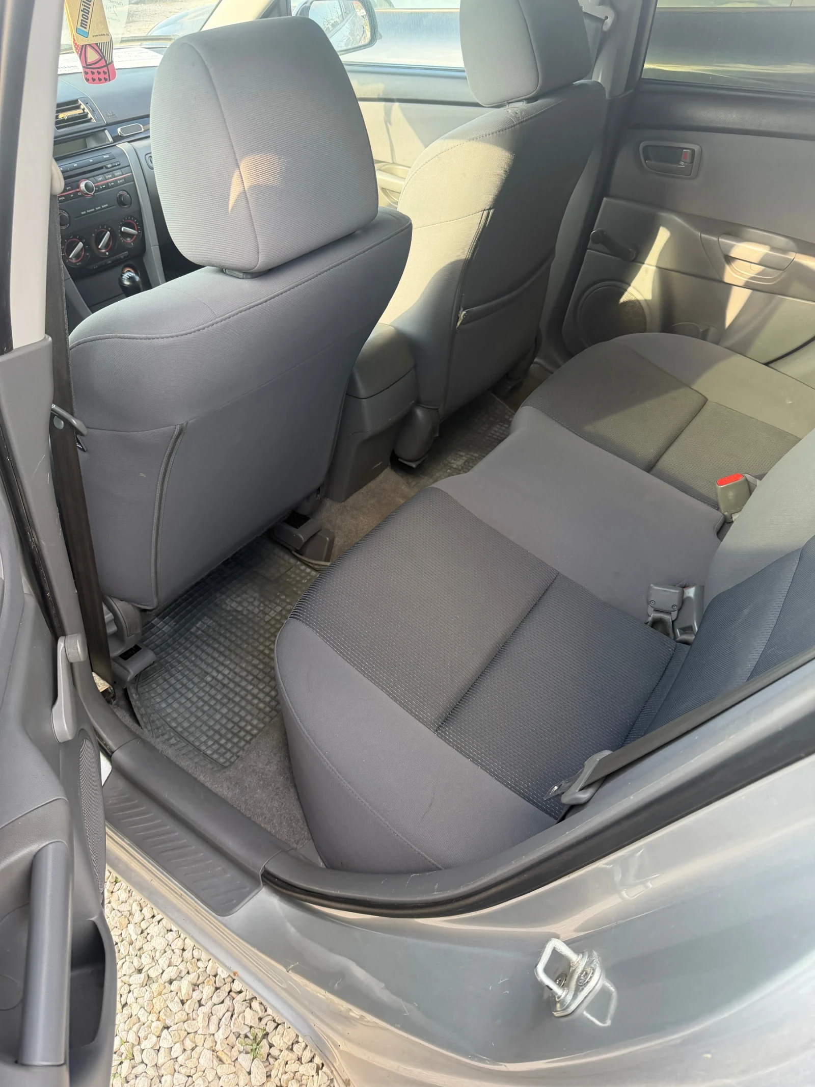 Mazda 3 Mazda 3 1.4 ������, 90 �.�. | Mobile.bg � ����������� 4
