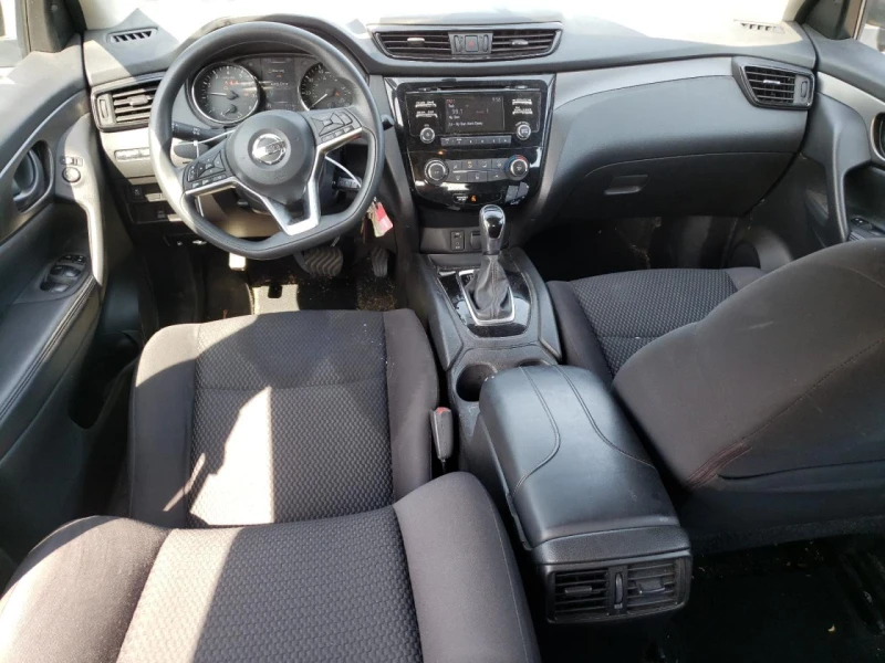 Nissan Rogue 4x4, снимка 9 - Автомобили и джипове - 48262543