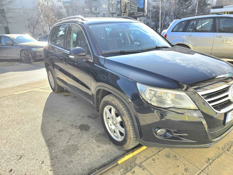 VW Tiguan 4x4, снимка 4 - Автомобили и джипове - 48717043